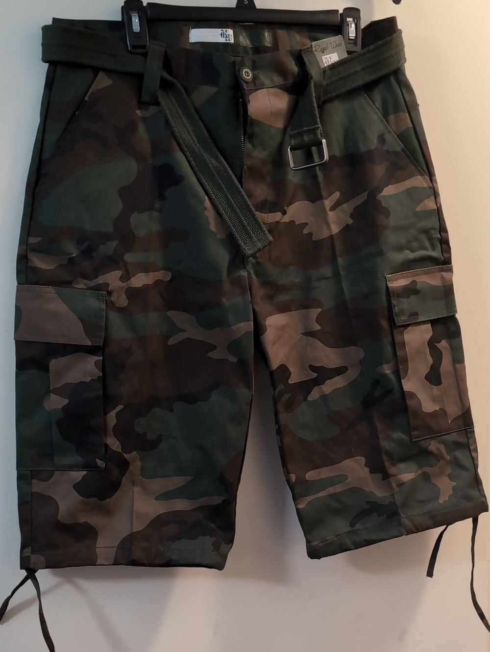 NWT Regal Wear Men's Camo Cargo Shorts - Green Camouflage